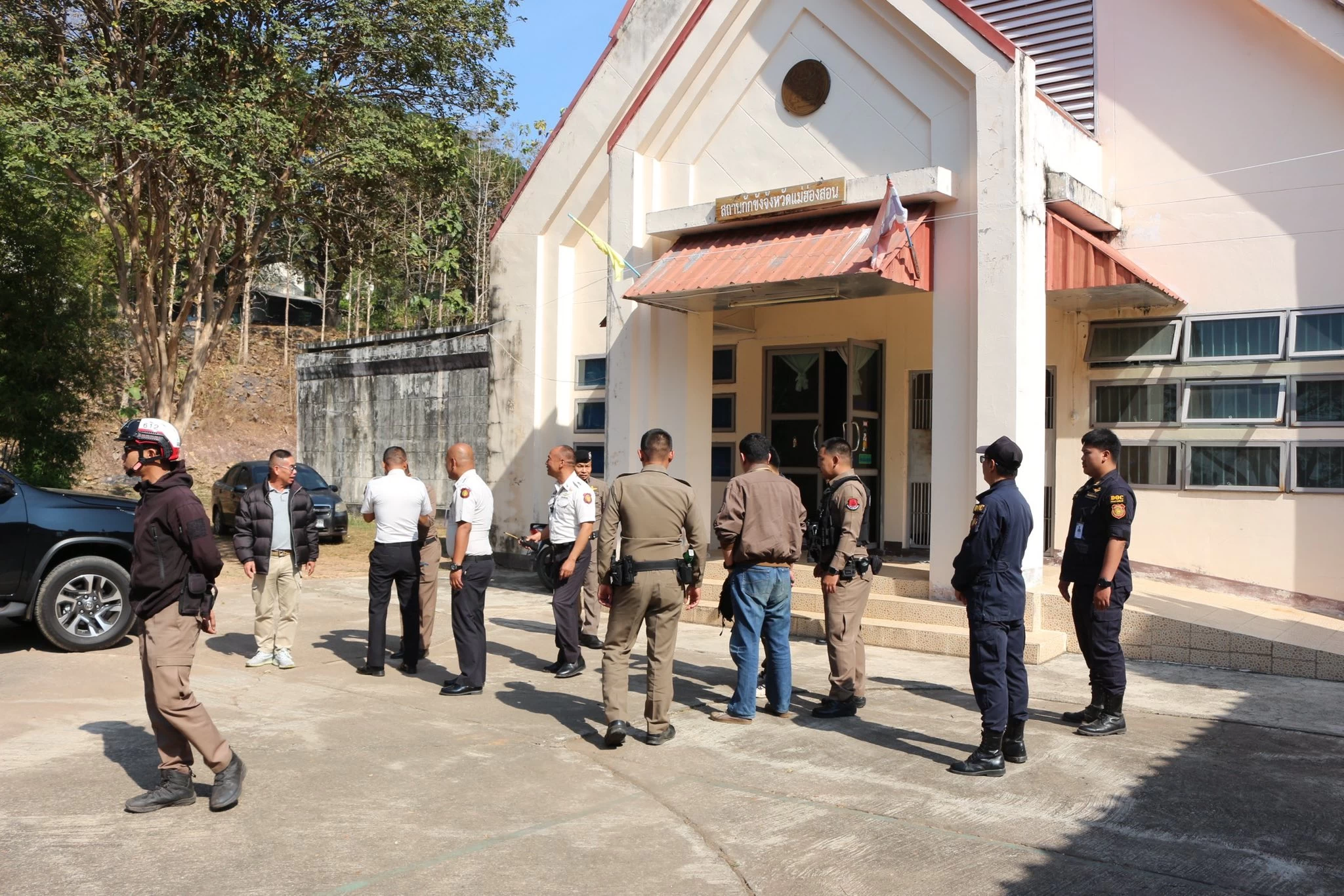 แม่ฮ่องสอน  จับลอบส่งยาเสพติดให้ผู้ต้องขัง